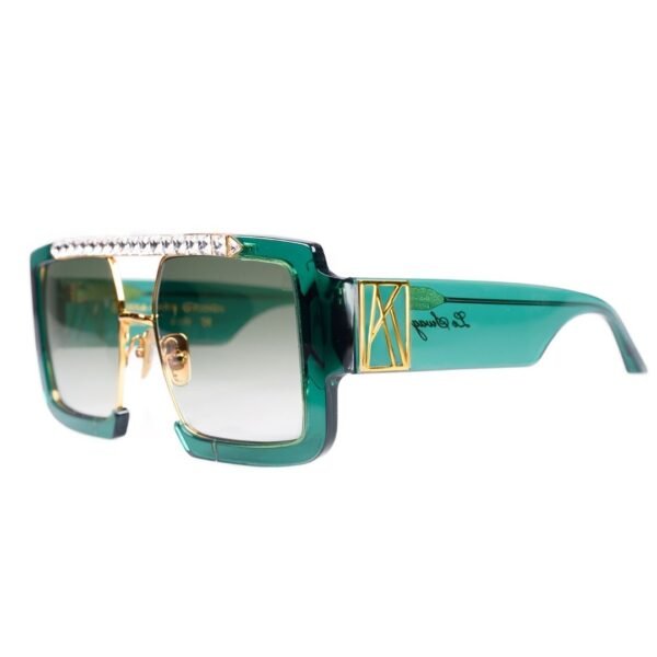 LESWAGEMERALD